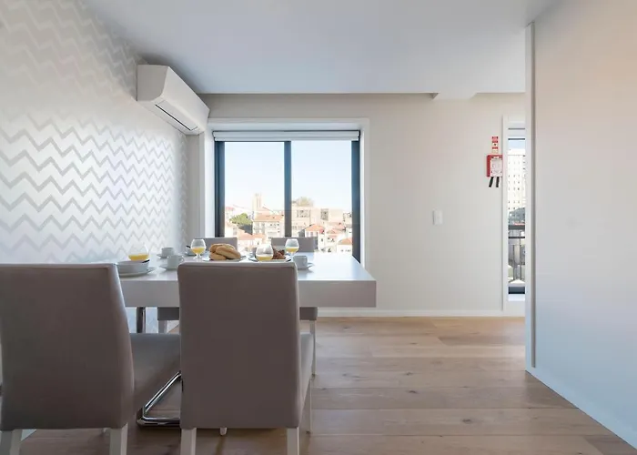 Lovelystay - Trindade Cozy Apartment